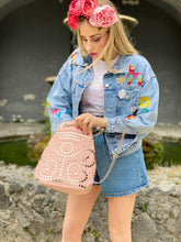 Carica l'immagine nel visualizzatore di Gallery, Sacchetto borchiato.